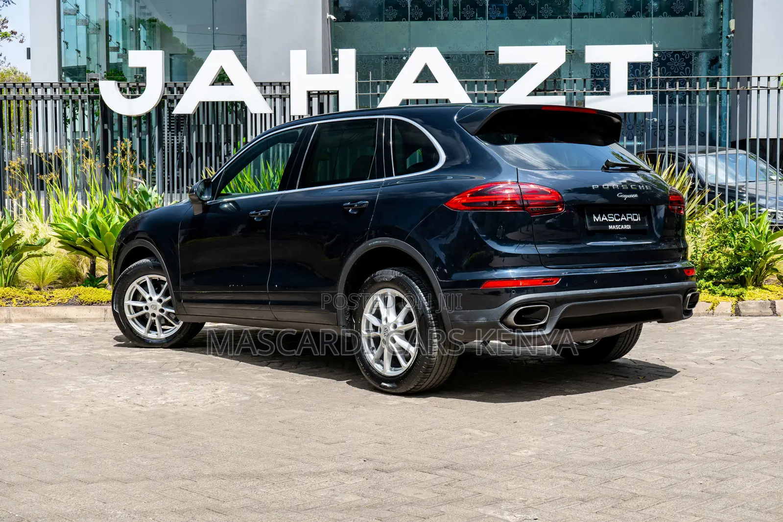 Porsche Cayenne 2016 Blue
