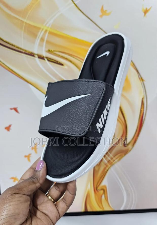 Nike Comfort Slides