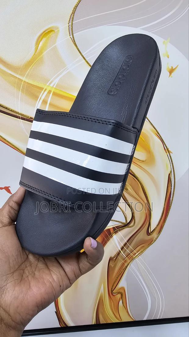 Adidas Adilette Comfort Slides