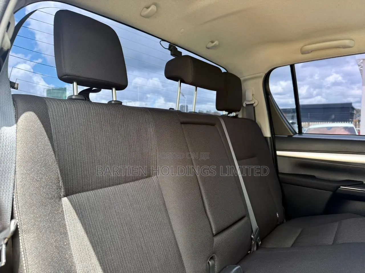 Toyota Hilux 2022 Gold