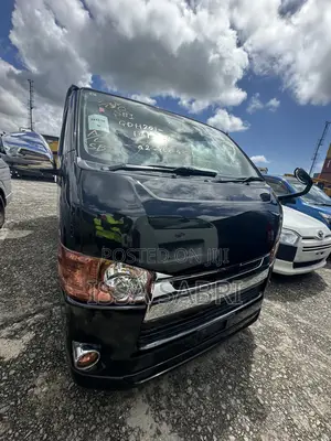 Toyota HiAce 2019 Black