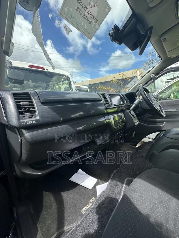 Toyota HiAce 2019 Black - thumbnail 8