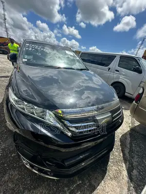 Toyota Harrier 2.0 2019 Black