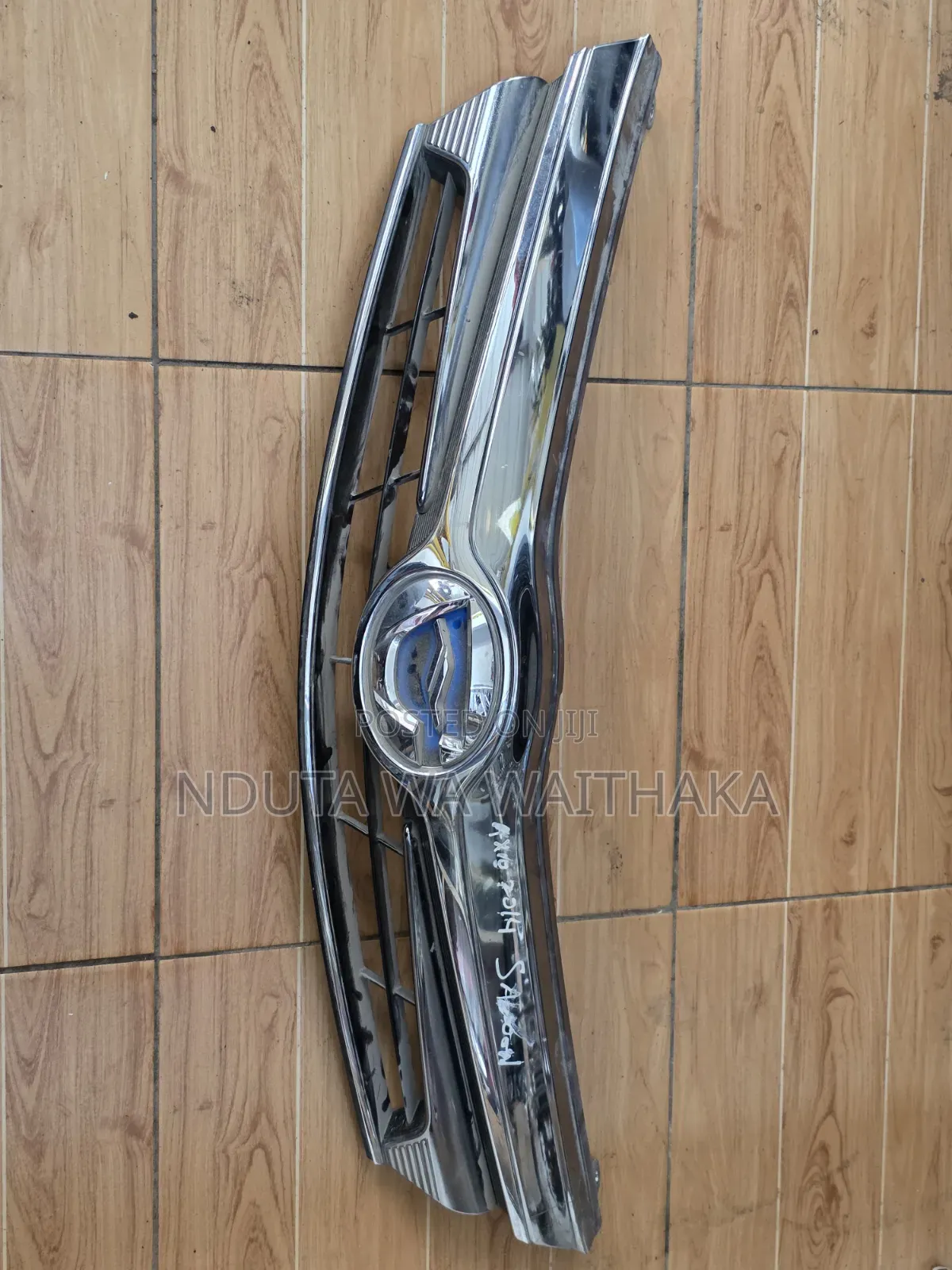 Hybrid Grille Fielder ,Axio 2014