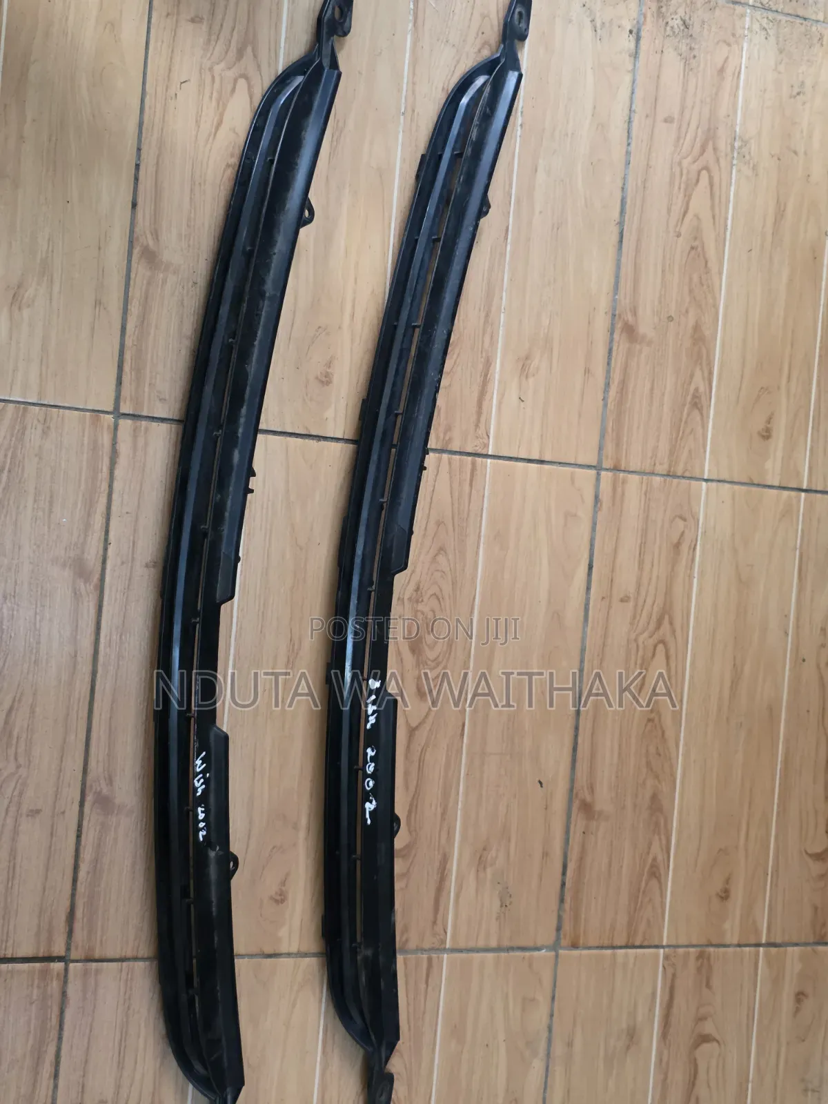 Bumper Grille Toyota Wish