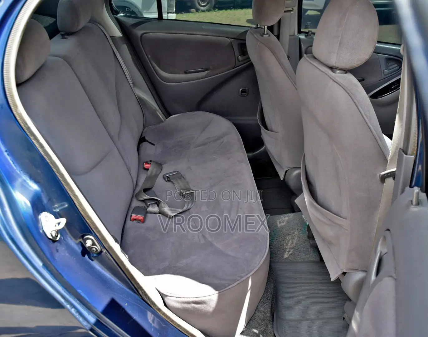 Toyota Platz 2001 Blue