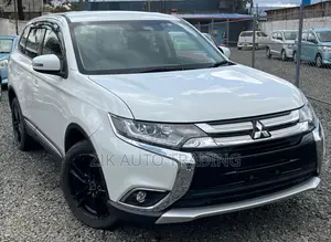 Mitsubishi Outlander 2018 White
