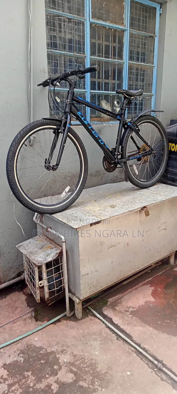 Ex Uk Size 27.5 Aluminum Carrera Mountain Bike 21speed