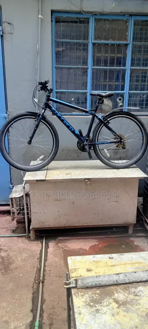 Ex Uk Size 27.5 Aluminum Carrera Mountain Bike 21speed