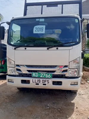 Isuzu Tipper N75