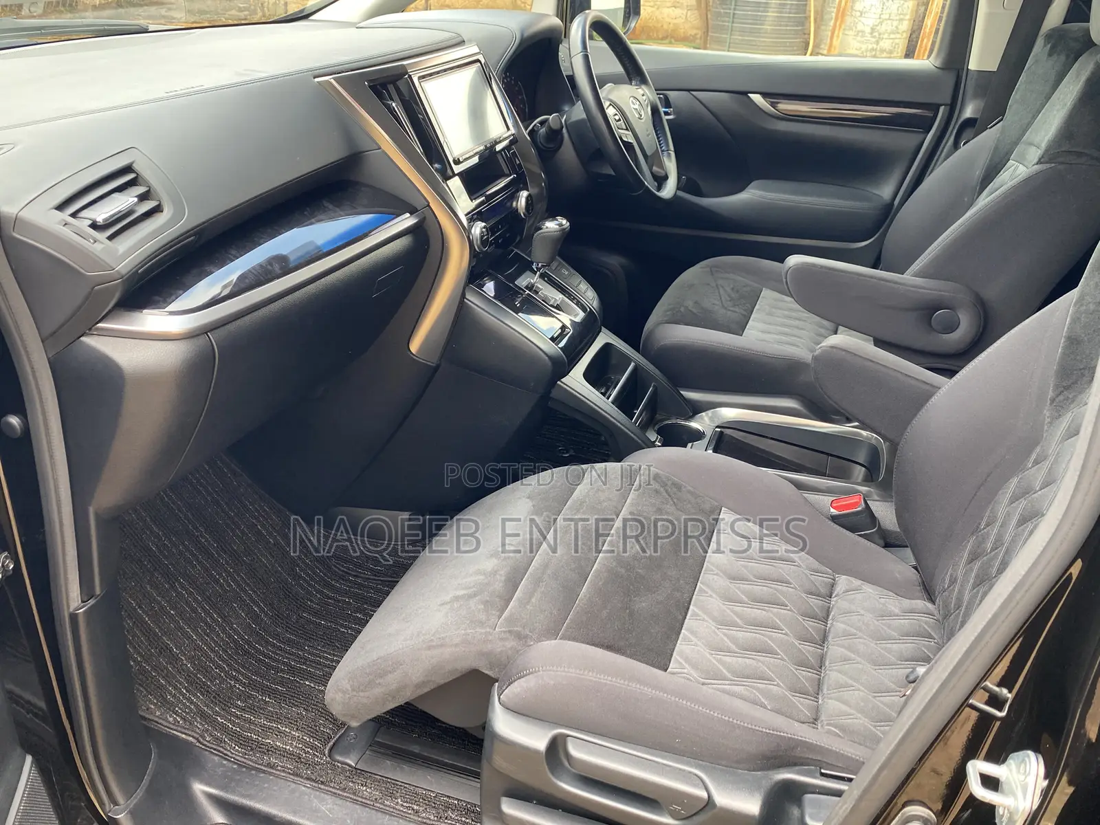 Toyota Vellfire 2018