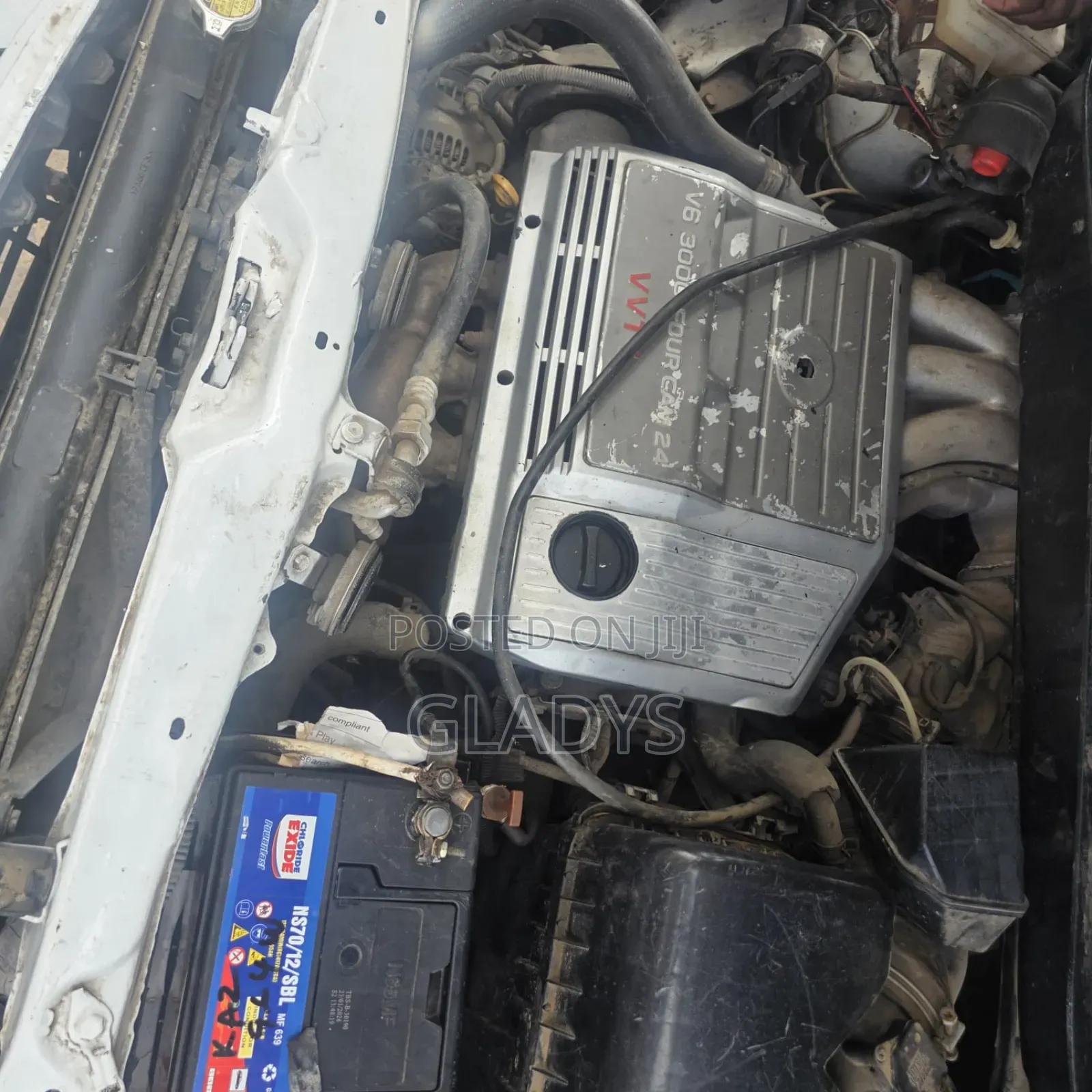 Toyota Harrier 2000 White