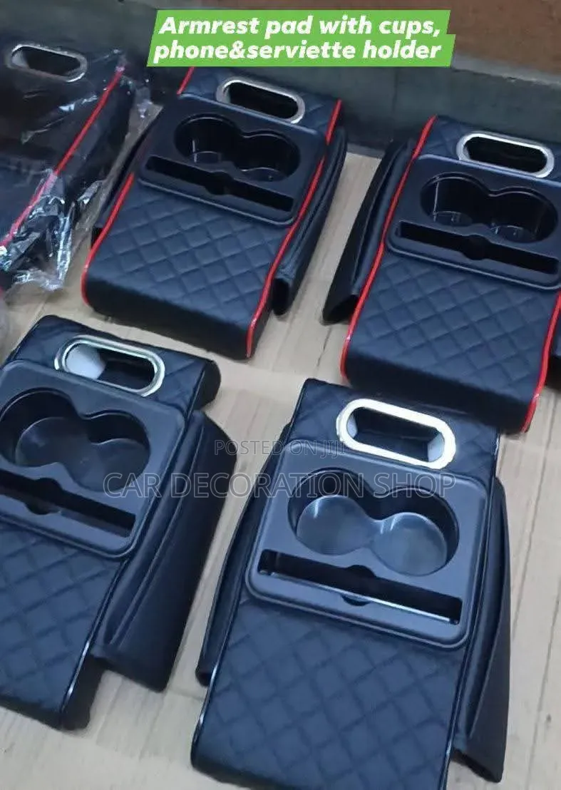 Armrest Top Pad With Cupphone/Saviette Holder