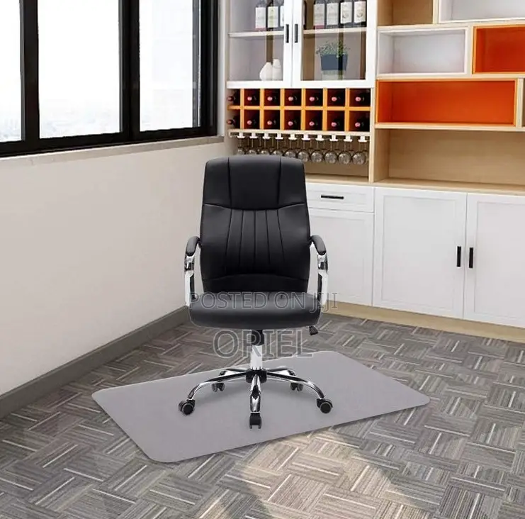Office Chair : Premium High-Back Office Executive Chair