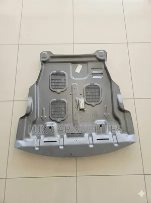 Nissan X-Trail (T31/T32) Engine Splash Shield