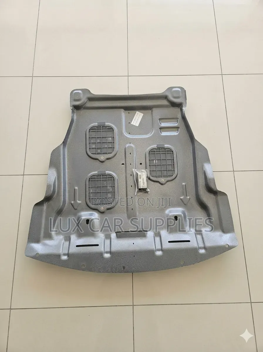 Nissan X-Trail (T31/T32) Engine Splash Shield