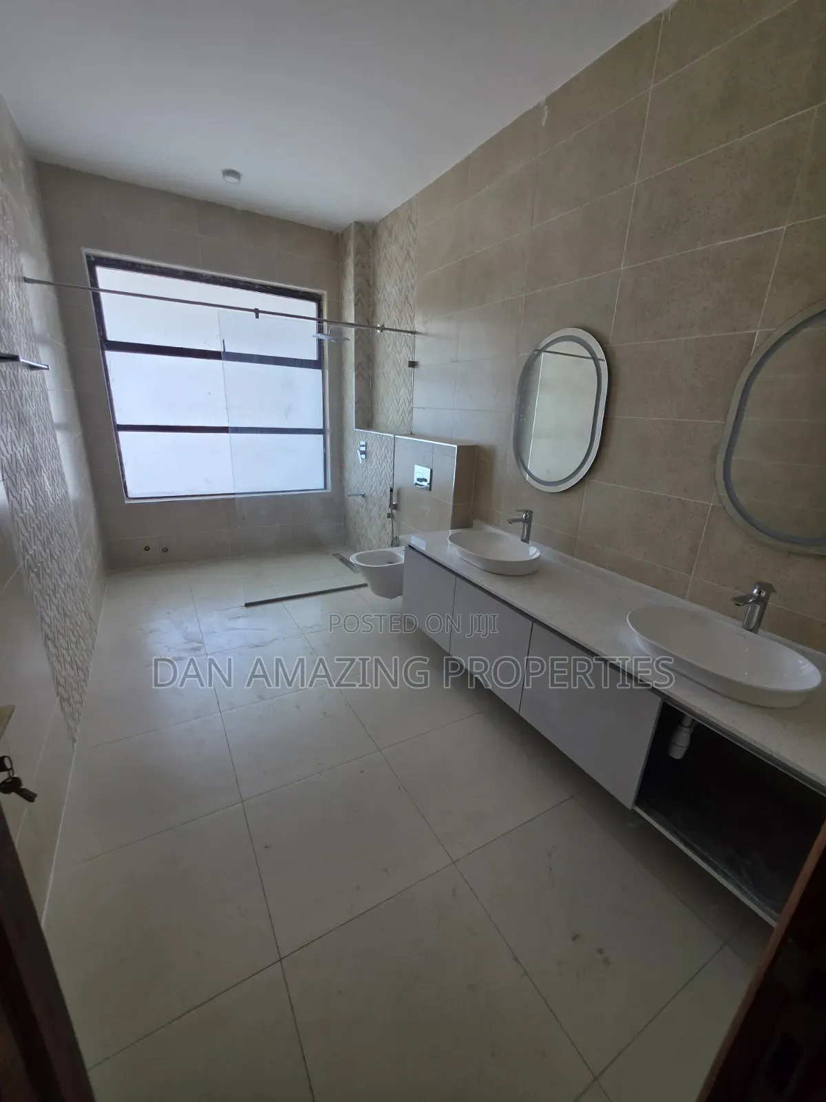 3bdrm Apartment in Nyali Plus Dsq for sale