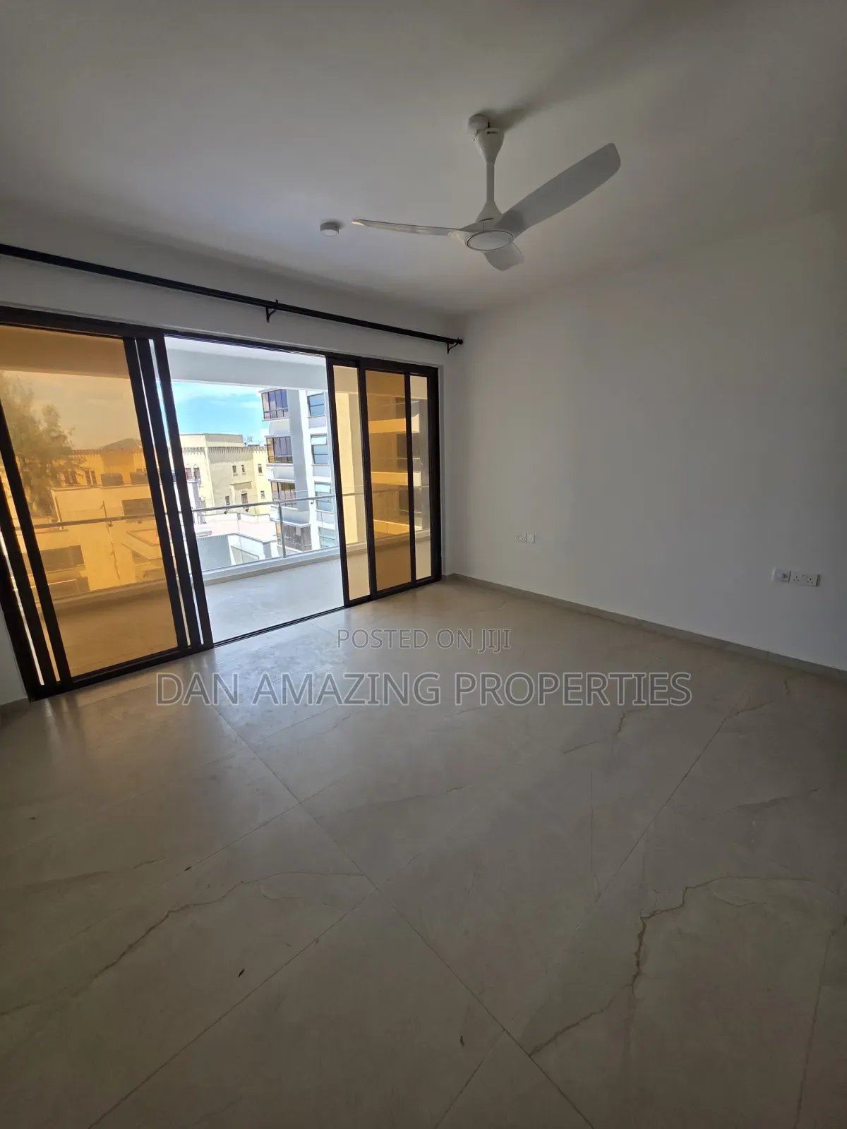 3bdrm Apartment in Nyali Plus Dsq for sale
