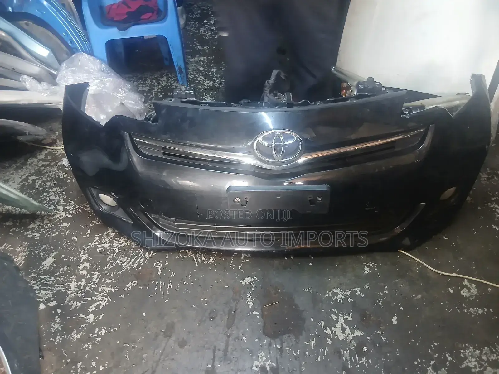 Toyota Ractis Nosecut 2010–2015 Original Ex-Japan