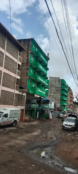 Commercial Buiding in Tassia on Outering Road