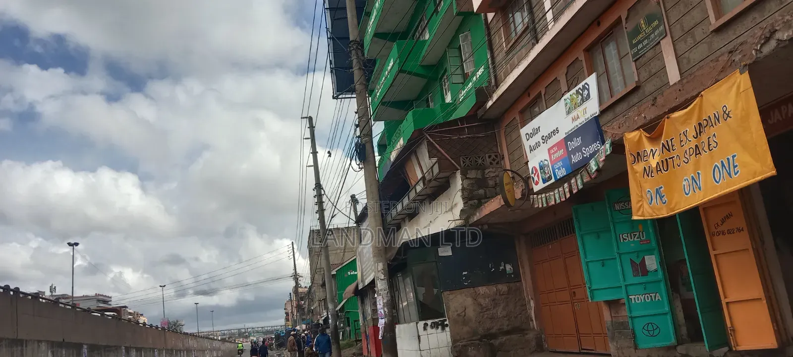 Commercial Buiding in Tassia on Outering Road