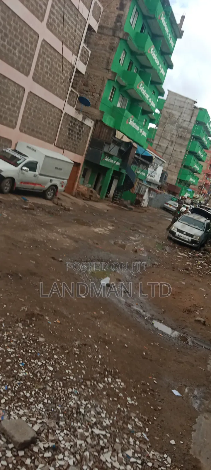 Commercial Buiding in Tassia on Outering Road