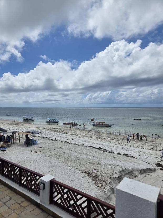 4bdrm Apartment in Nyali Beachfront for sale - thumbnail 2