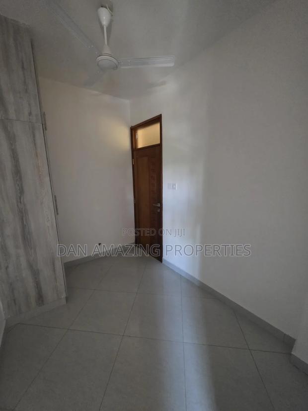 4bdrm Apartment in Nyali Beachfront for sale - thumbnail 11