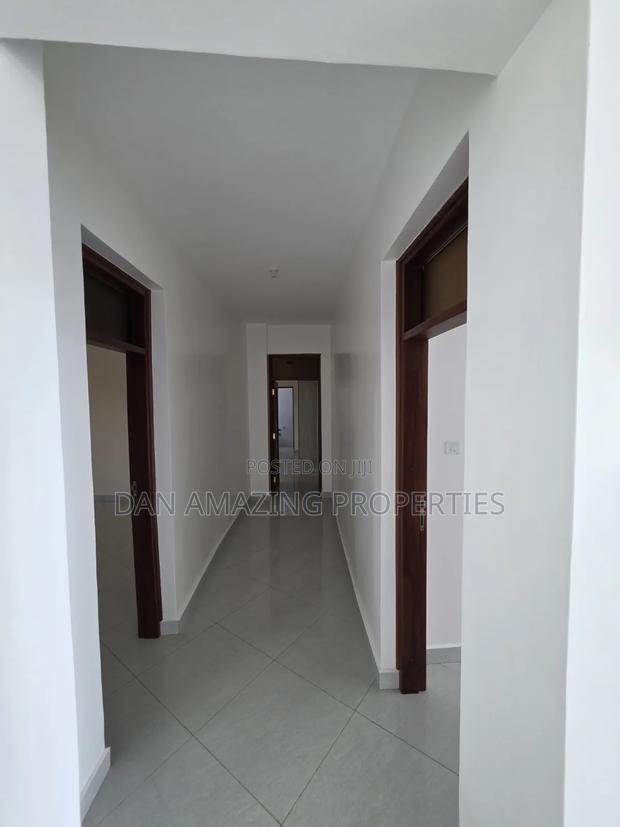4bdrm Apartment in Nyali Beachfront for sale - thumbnail 12