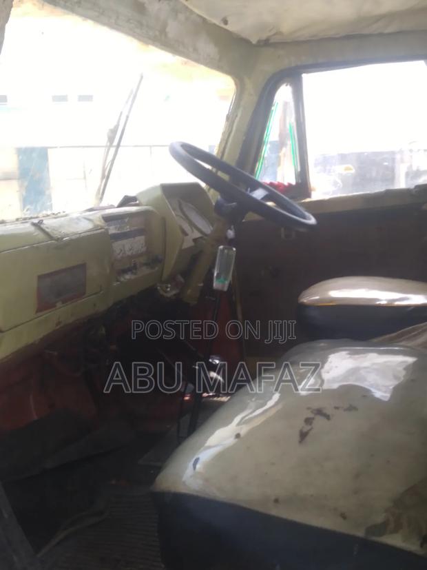 Lorry Isuzu Tx - thumbnail 3