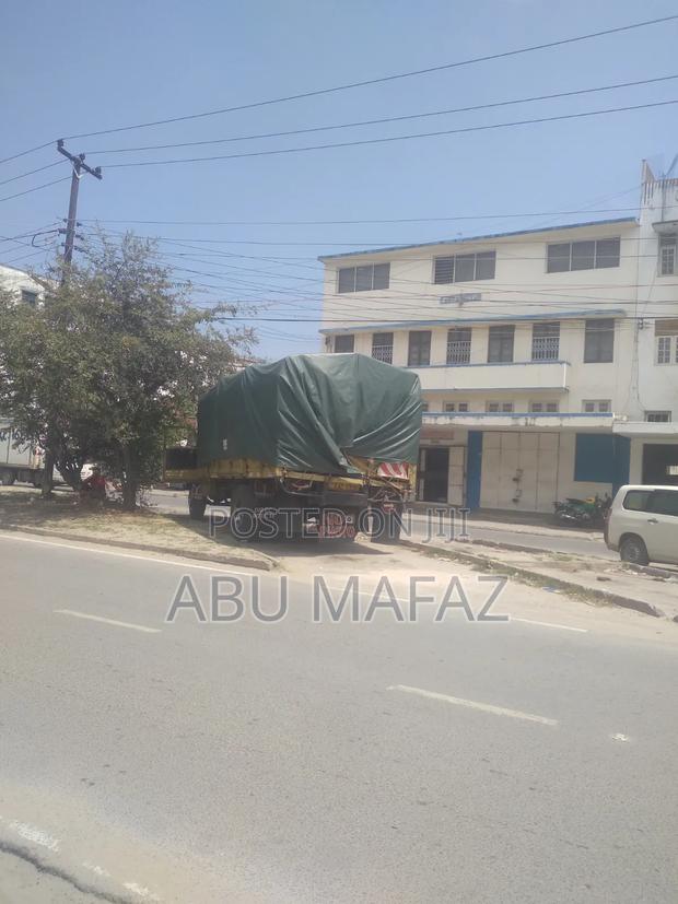 Lorry Isuzu Tx - thumbnail 8