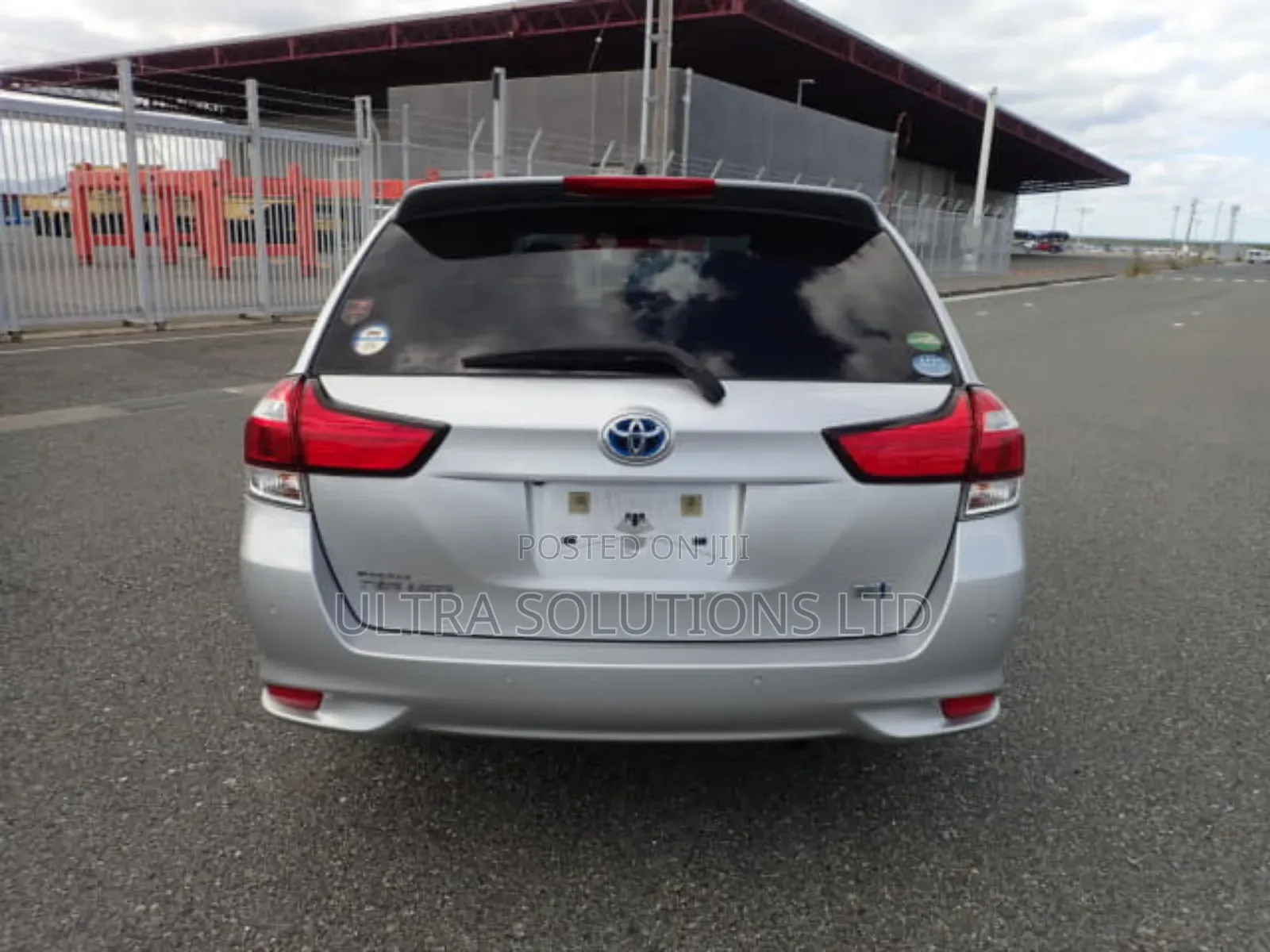 Toyota Corolla Fielder 2020 Silver