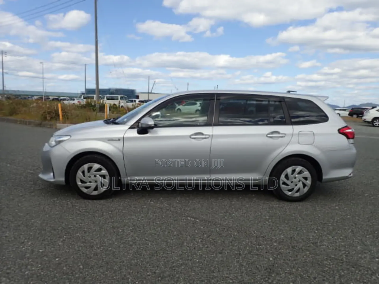 Toyota Corolla Fielder 2020 Silver