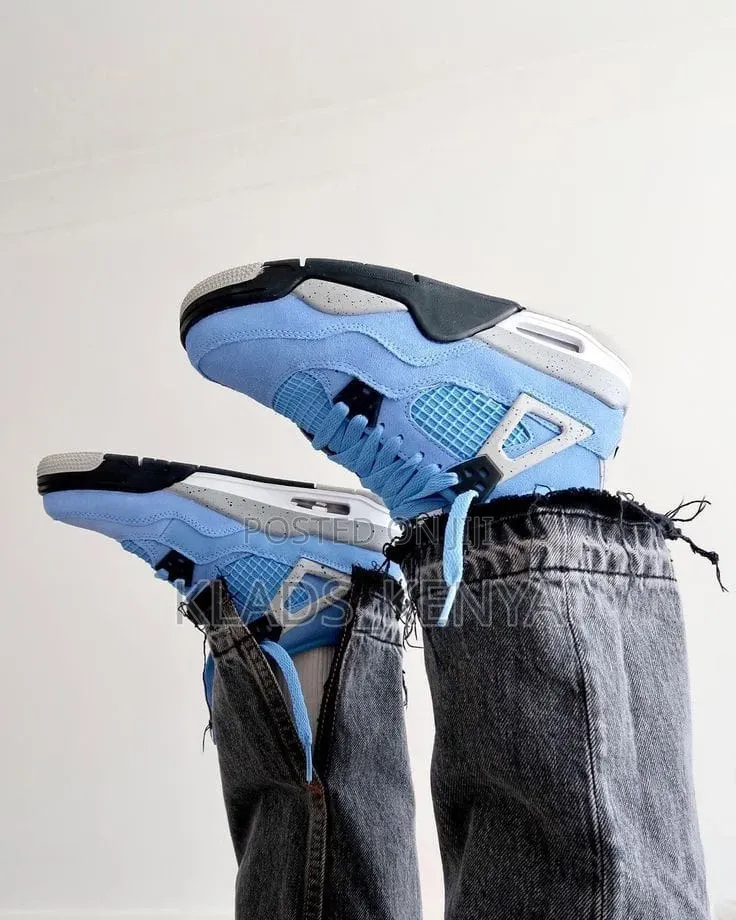 Air Jordan 4