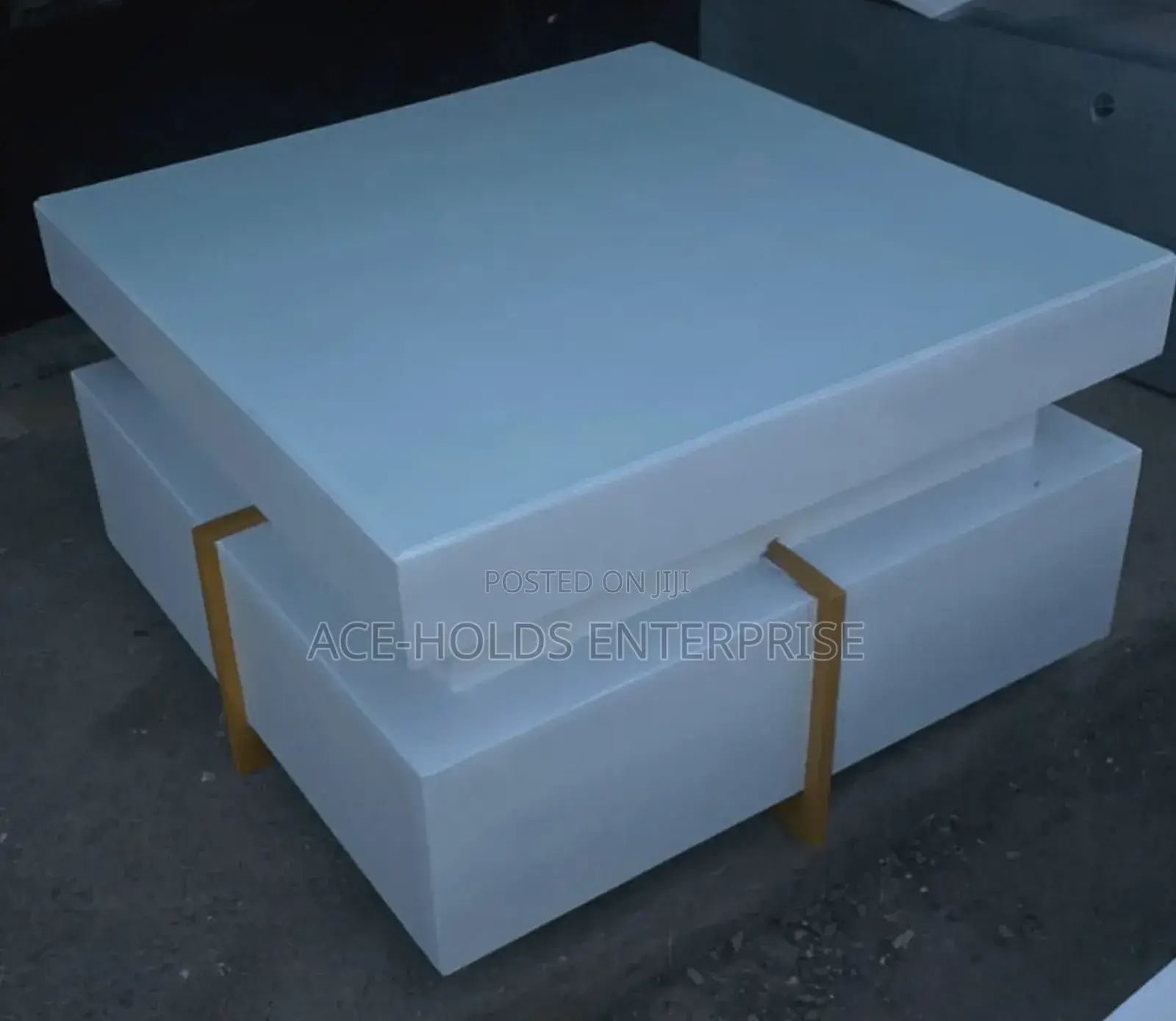 Executive Square Shaped Coffee Marble Table (White)