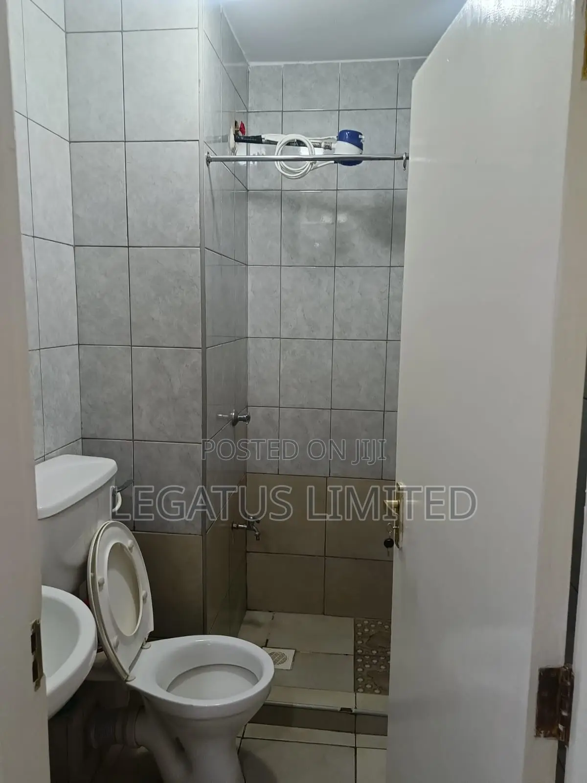Furnished 2 Bedroom Airbnb With Swimming Pool