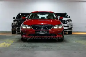 BMW 330i 2019 Red