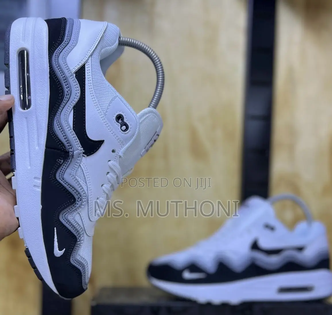 *Nike Air Max 1 Patta Waves Sneakers