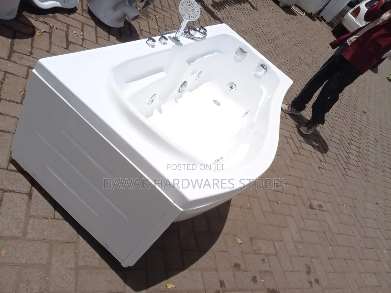 New Modern White Jacuzzi