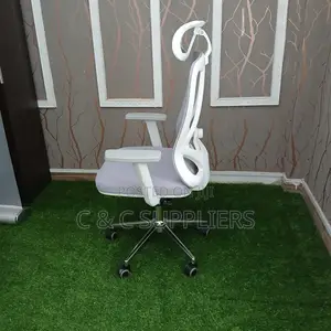 White Ergonomic Orthopedic Office Seat