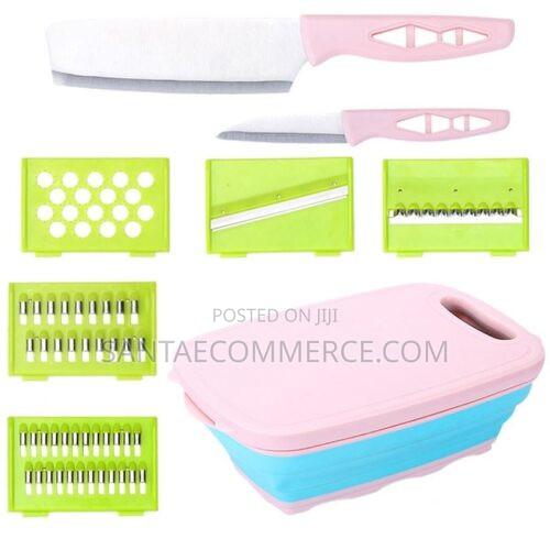 10 in 1 Collapsible Colander/Slicer/2knives and Chopping Board - main view