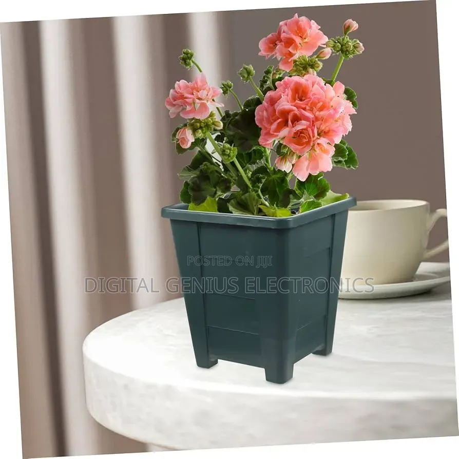 Kenpoly Square Planter