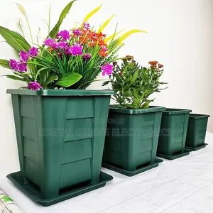 Kenpoly Square Planter