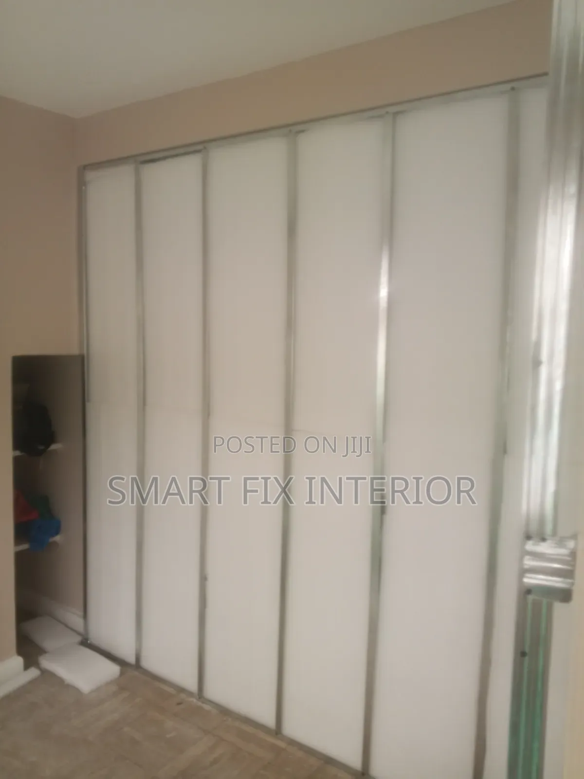 Gypsum Office Partitioning/ Wall Gliding