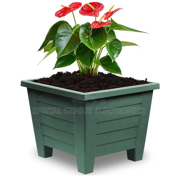 Kenpoly Square Planter
