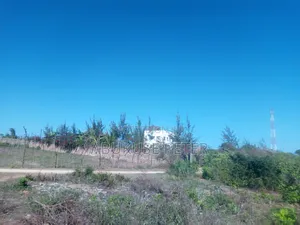1/8 Acre Plot Malindi