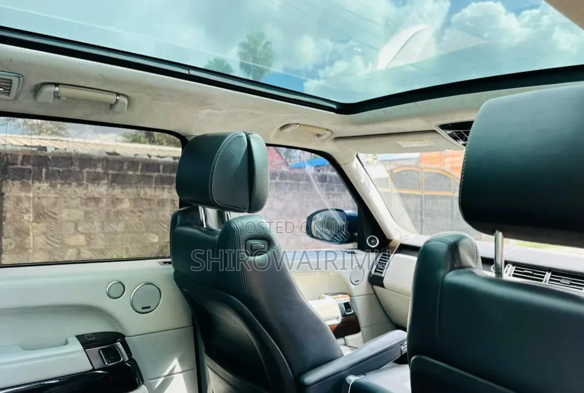 Land Rover Range Rover Vogue 2015 Blue
