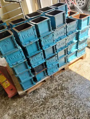 Cast Iron Testing Cube Moulds