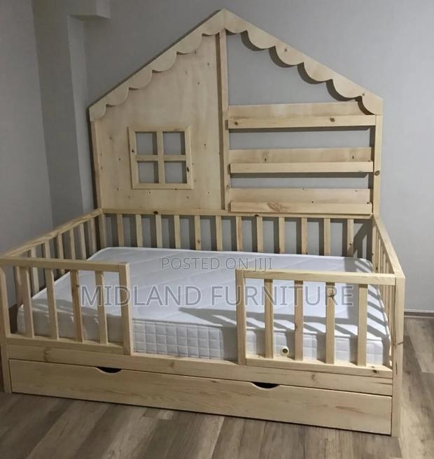 Montessori Baby Bed - thumbnail 2
