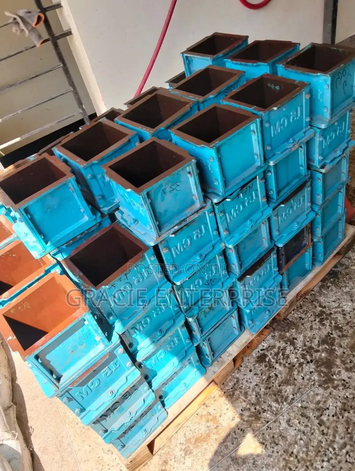 Quality Cube Moulds